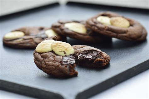 Menu, prices: Ben's Cookies opens in Manila .